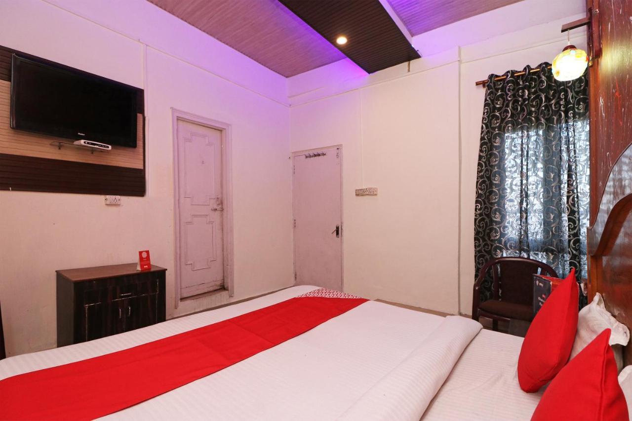 Oyo 77137 Hotle Castle Inn Мумбаї Екстер'єр фото